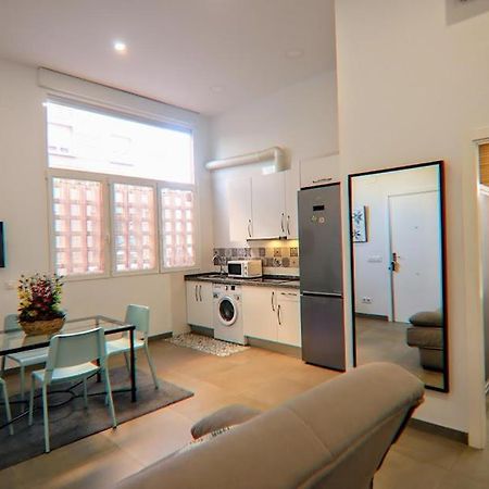 Luminoso Apartamento En El Corazon De Triana Apartman Sevilla Kültér fotó